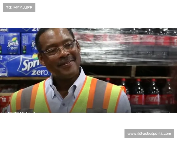 詹姆斯鼓励中国年轻球员专注于篮球过程全心投入实现自我成长